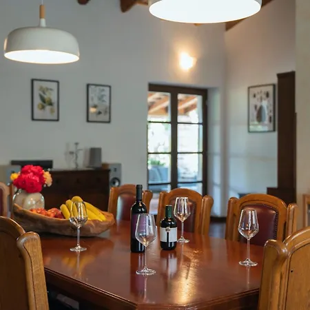 Valade In - Haus Fuer 6 Personen